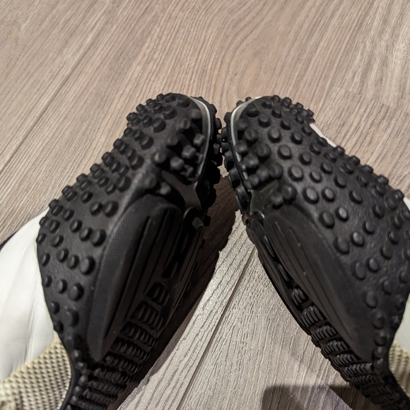 Puma Vintage Mostro Shoes - Picture 7 of 9